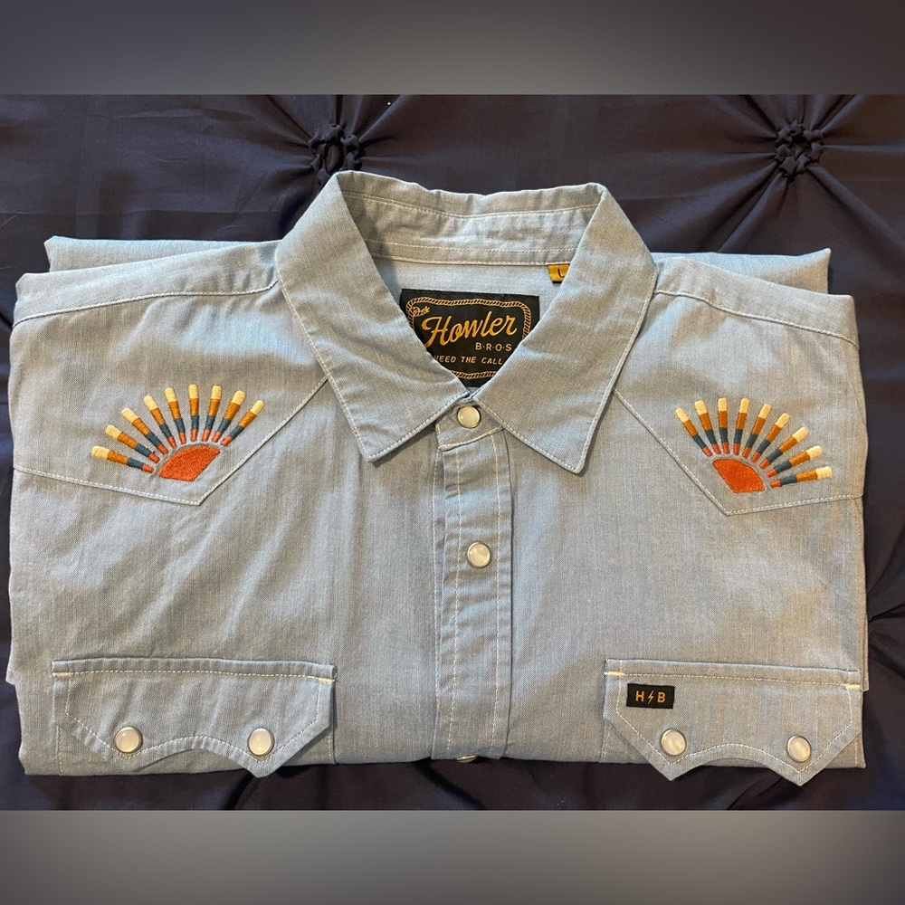 Howler Brothers “Sunrise” Crosscut Deluxe Snap Shirt. Size Large